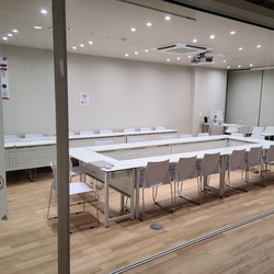 U.S 교육센터 실내 전경